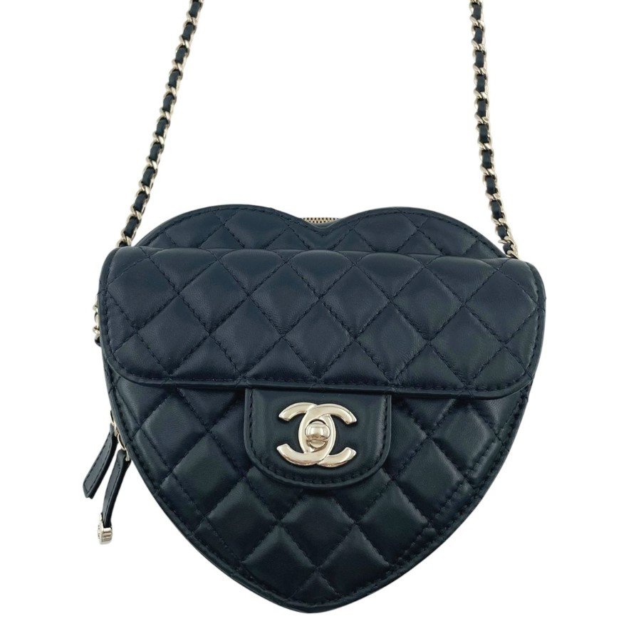 CHANEL Matelassé Heart Shape Lambskin front view
