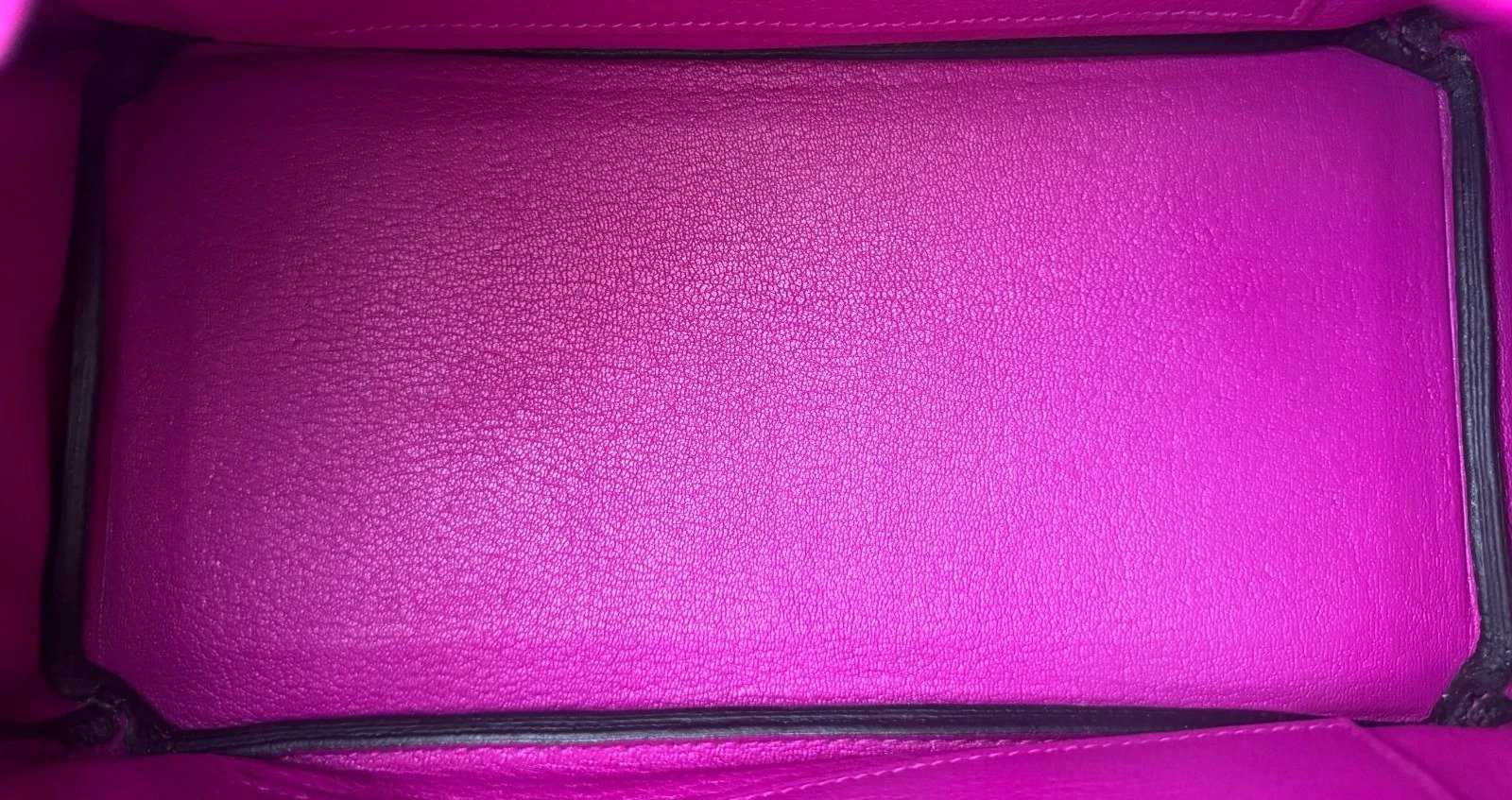 Hermès Birkin 25 Rose Pourpre Togo interior view