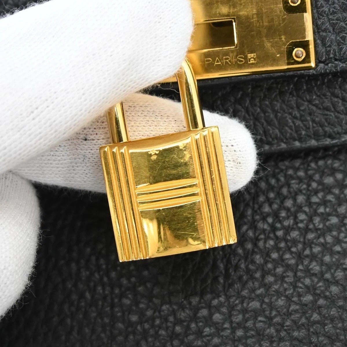 Hermès Birkin 30 Black Togo hardware