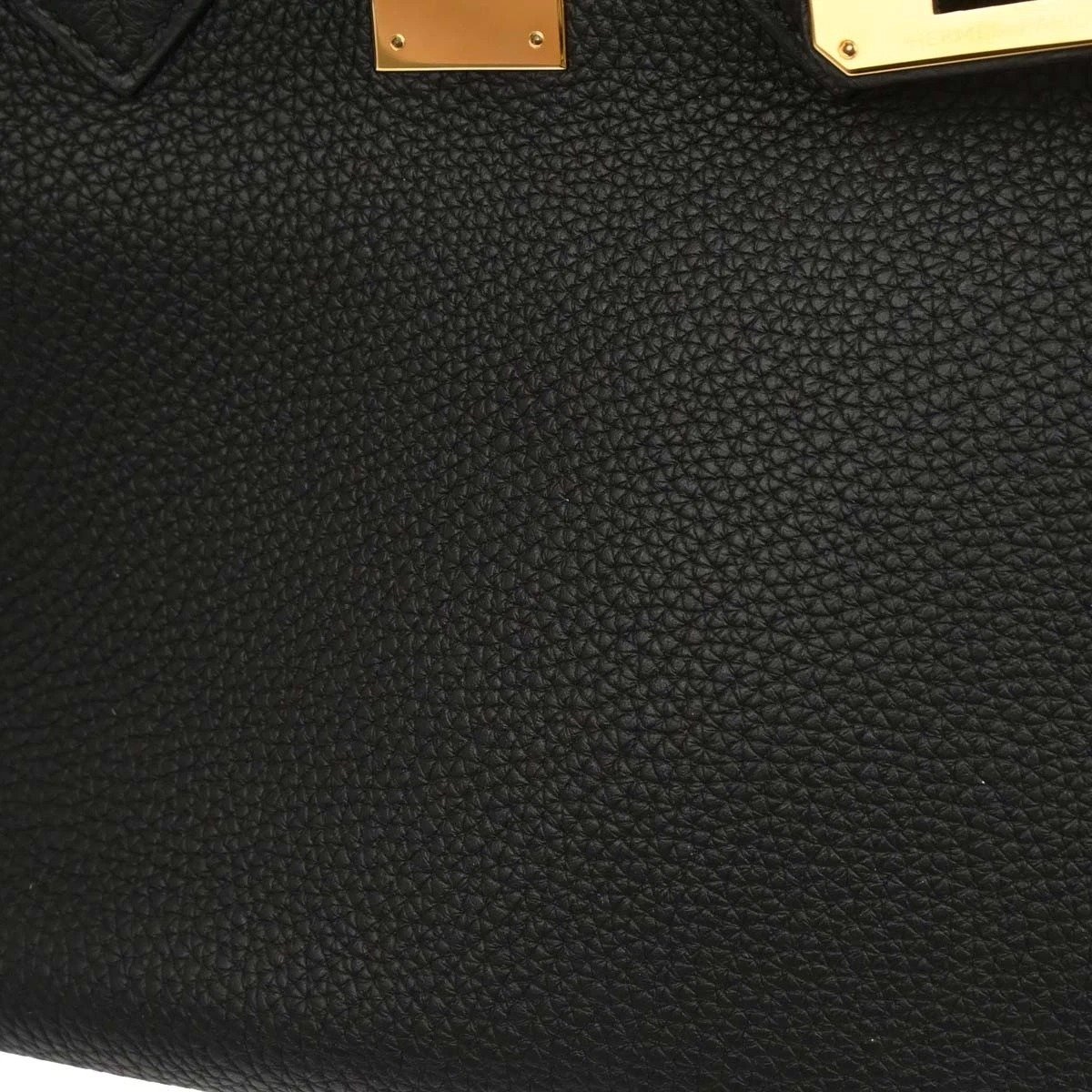 Luxury Hermès Birkin 30 Black Togo front view