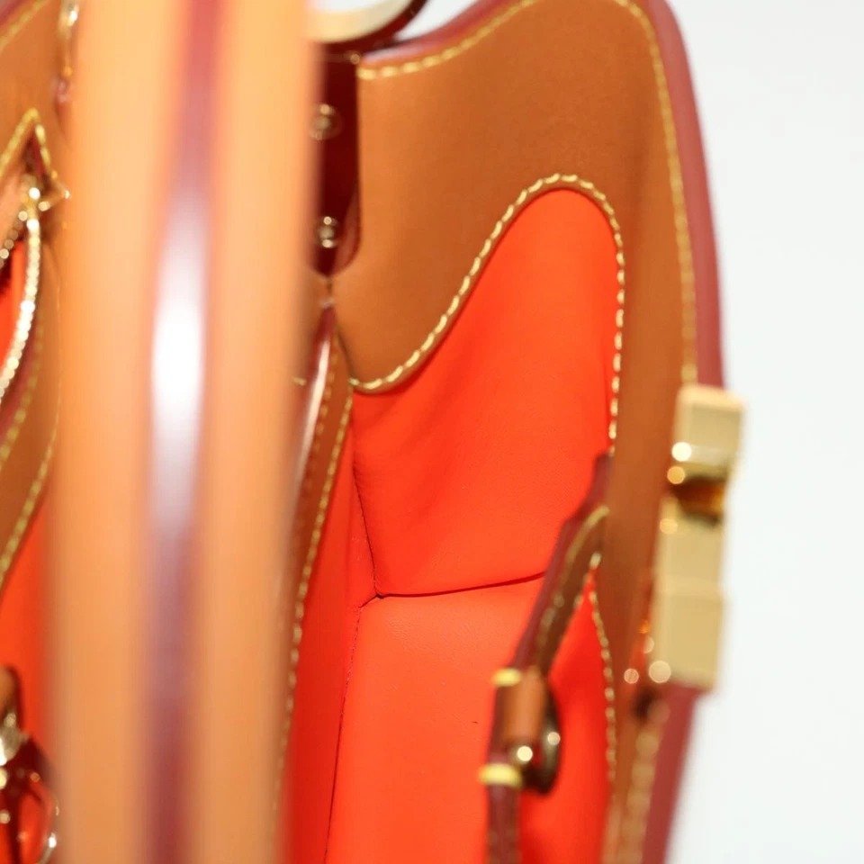 Louis Vuitton Capucines Catogram BB Brown inside view