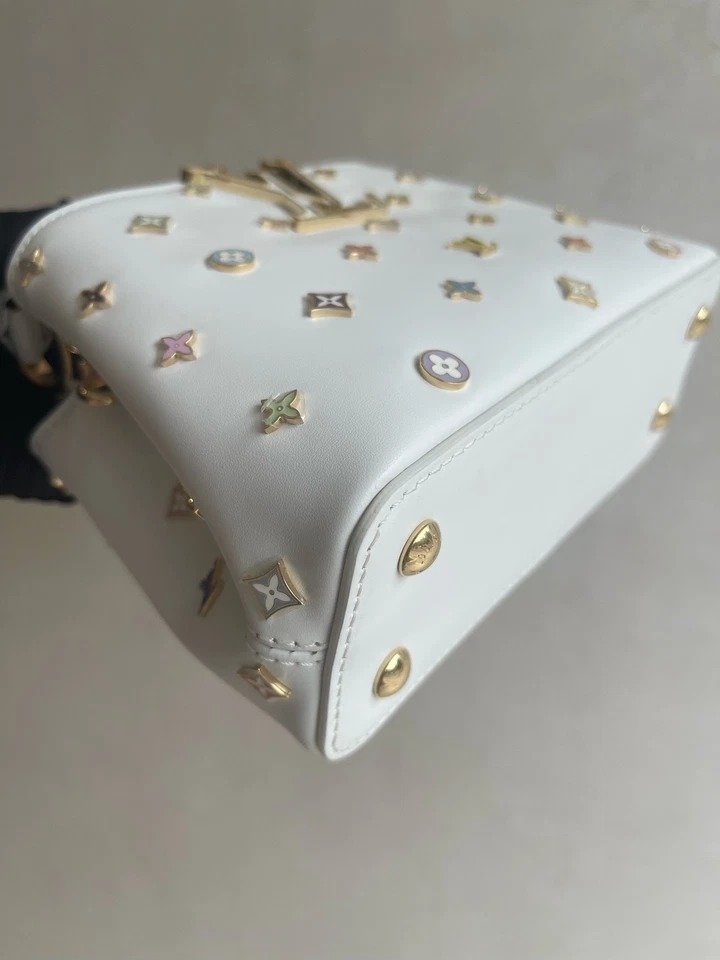 Louis Vuitton Capucines Mini White Takashi Murakami corner 3