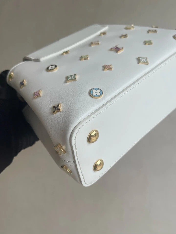 Louis Vuitton Capucines Mini White Takashi Murakami corner 1