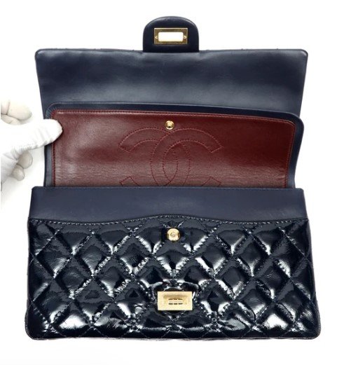 Chanel 2.55 Reissue Navy Blue Quilted Patent Leather Flap detail